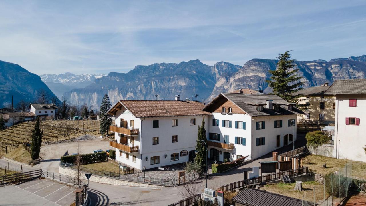 Gruenwald Hotel Salorno Bagian luar foto