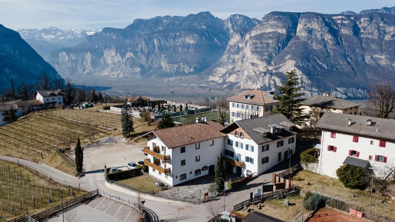 Gruenwald Hotel Salorno Bagian luar foto