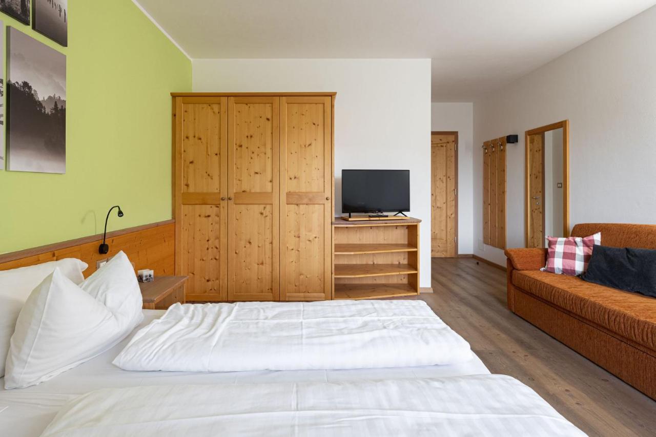 Gruenwald Hotel Salorno Bagian luar foto