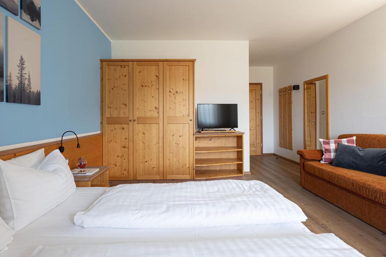Gruenwald Hotel Salorno Bagian luar foto