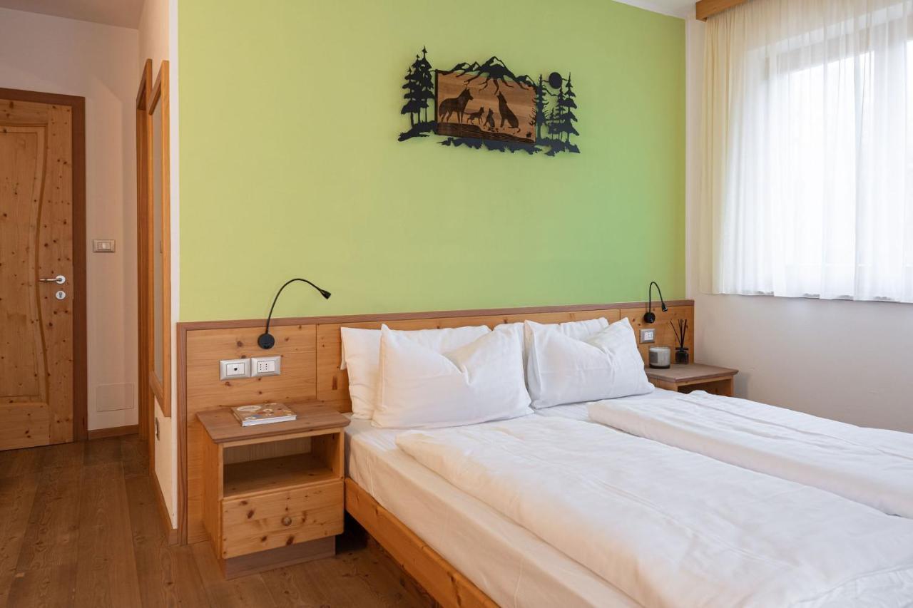 Gruenwald Hotel Salorno Bagian luar foto