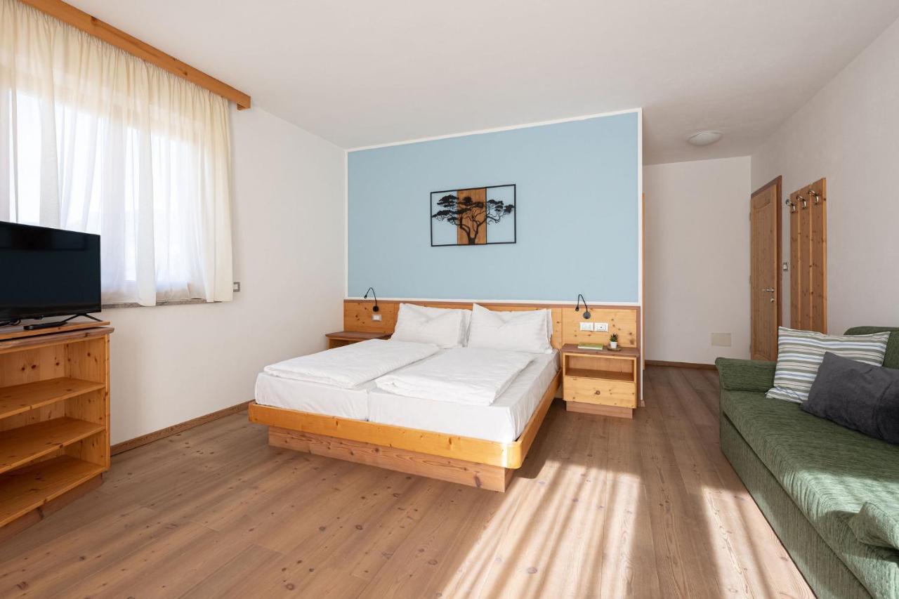 Gruenwald Hotel Salorno Bagian luar foto